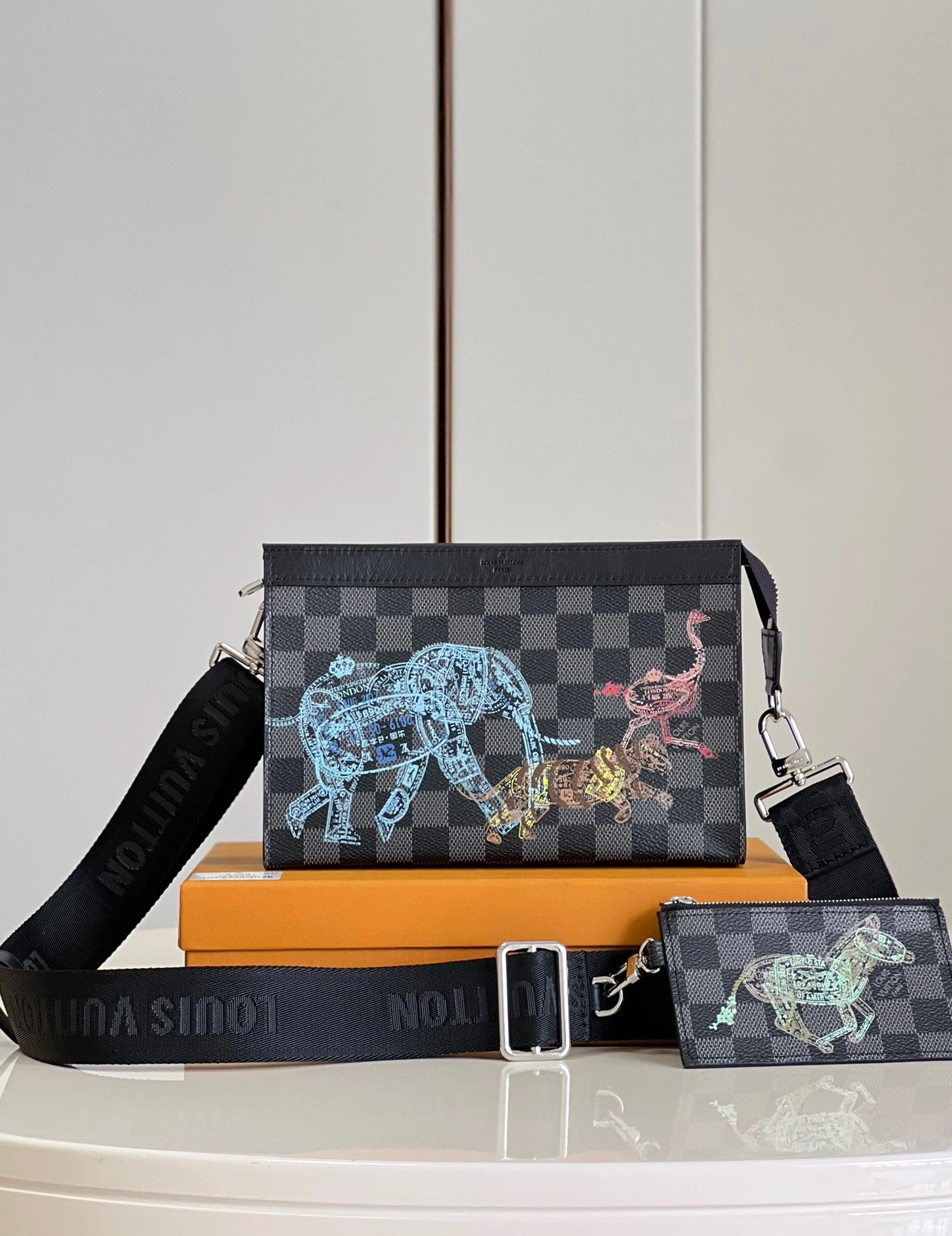 Cheap GASTON WEARABLE LOUIS VUITTON 0717